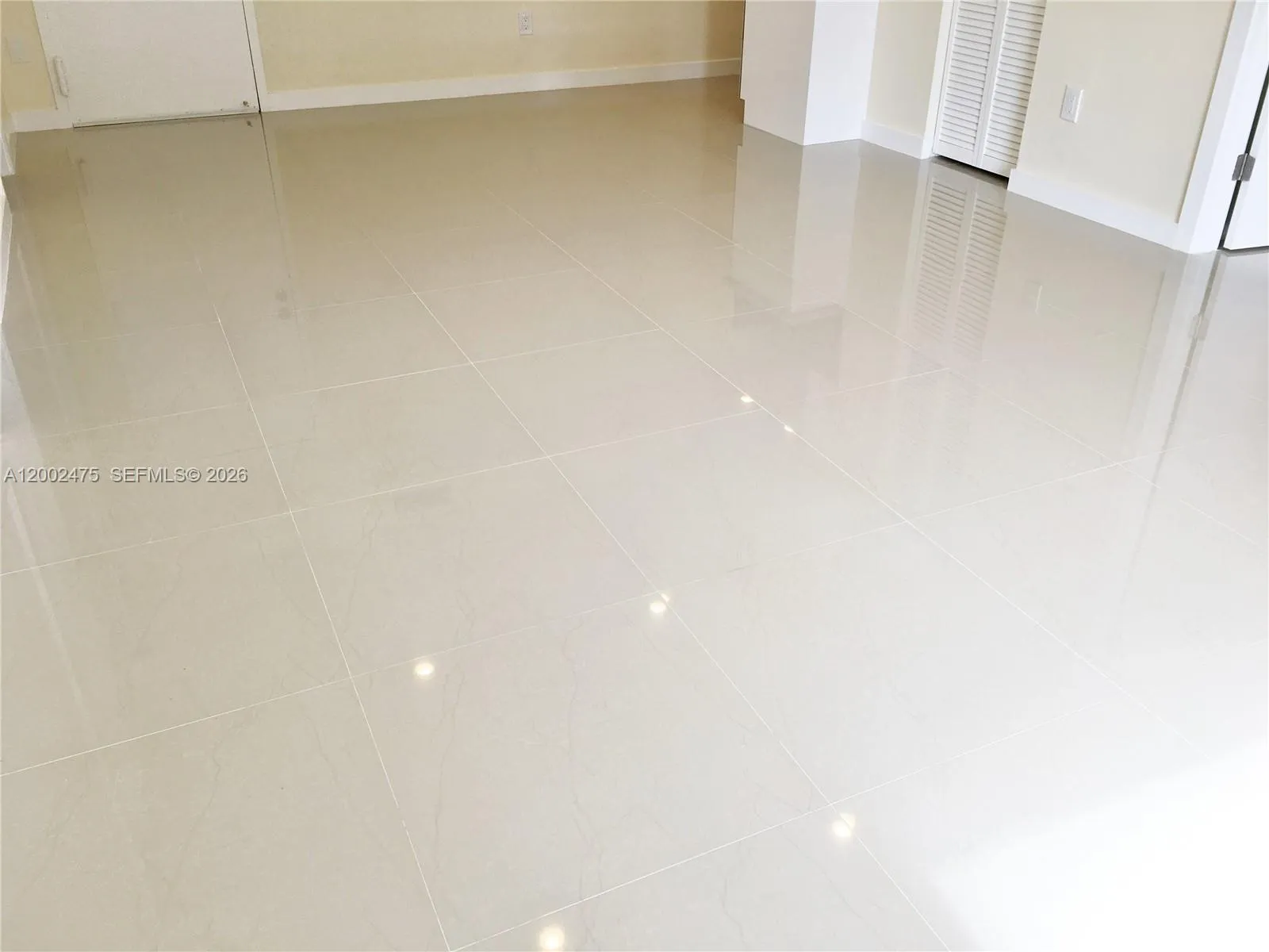 4709 Nw 7th St 107-9, Miami, Florida 33126, Miami, Florida 33126, 2 Bedrooms Bedrooms, ,2 BathroomsBathrooms,Residential Lease,For Rent,4709 Nw 7th St 107-9, Miami, Florida 33126,A12002475