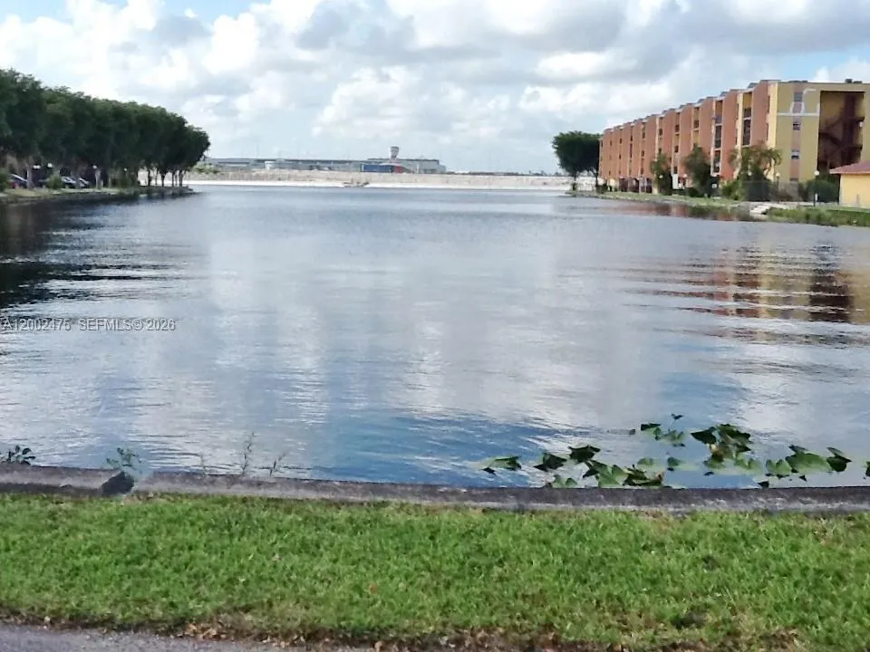 4709 Nw 7th St 107-9, Miami, Florida 33126, Miami, Florida 33126, 2 Bedrooms Bedrooms, ,2 BathroomsBathrooms,Residential Lease,For Rent,4709 Nw 7th St 107-9, Miami, Florida 33126,A12002475