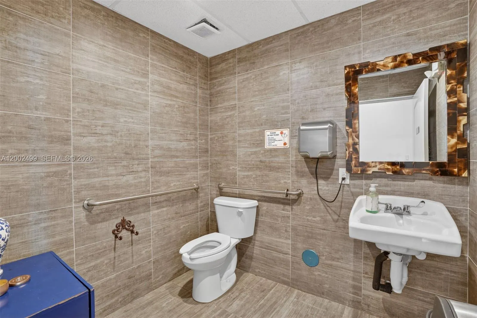 Prime Turn-key Restaurant Asset Sale, Miami, Flori, Miami, Florida 33137, ,Business Opportunity,For Sale,Prime Turn-key Restaurant Asset Sale, Miami, Flori,A12002499