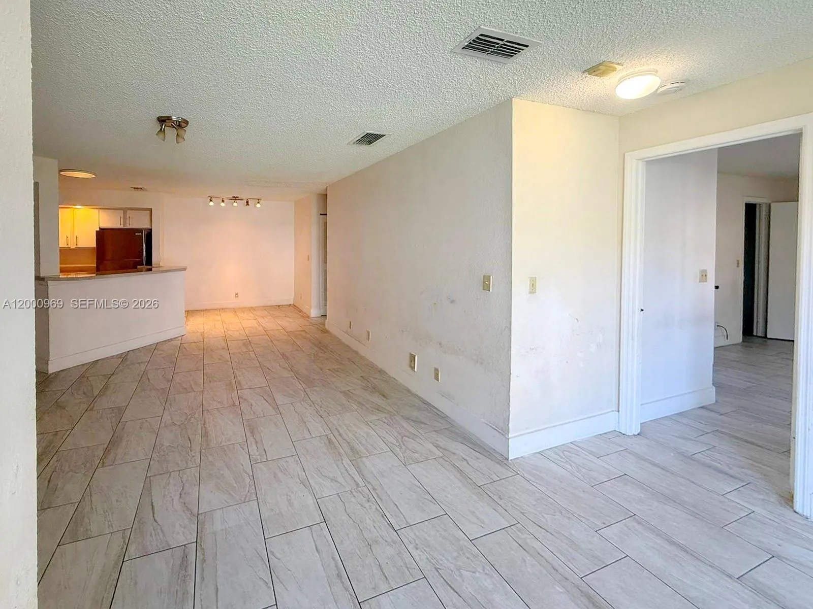 3440 N Pinewalk Dr N 518, Margate, Florida 33063, Margate, Florida 33063, 2 Bedrooms Bedrooms, ,2 BathroomsBathrooms,Residential,For Sale,3440 N Pinewalk Dr N 518, Margate, Florida 33063,A12000969