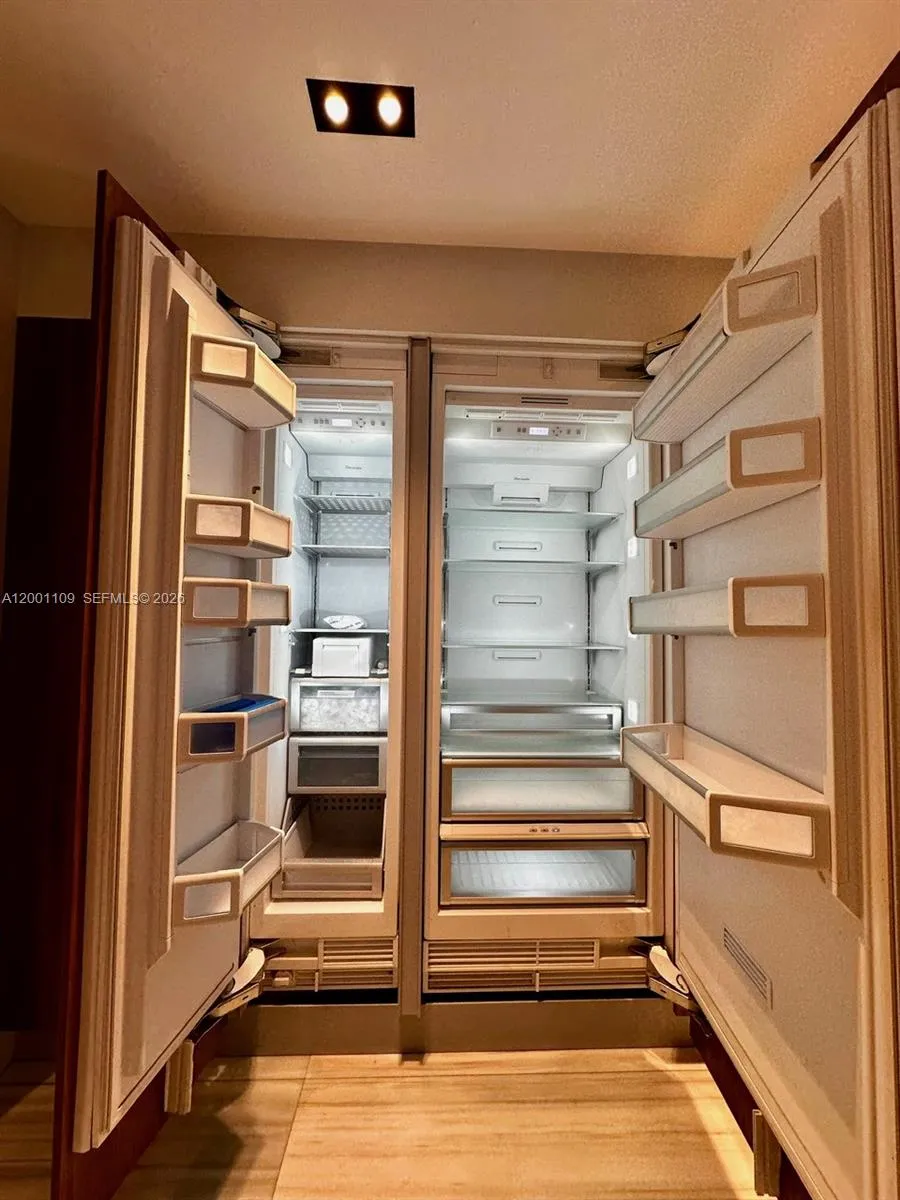 223 Nw 129th Ave 0, Miami, Florida 33182, Miami, Florida 33182, 5 Bedrooms Bedrooms, ,5 BathroomsBathrooms,Residential Lease,For Rent,223 Nw 129th Ave 0, Miami, Florida 33182,A12001109