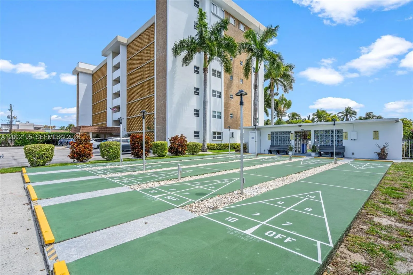 3050 Ne 16th Ave 605, Oakland Park, Florida 33334, Oakland Park, Florida 33334, 2 Bedrooms Bedrooms, ,2 BathroomsBathrooms,Residential,For Sale,3050 Ne 16th Ave 605, Oakland Park, Florida 33334,A12002195