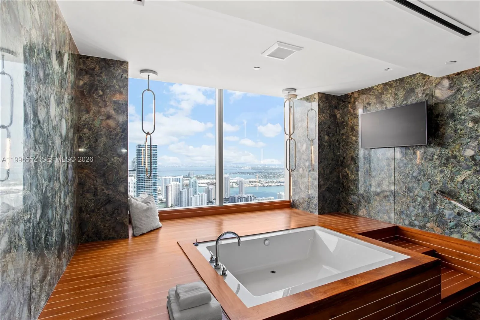 1425 Brickell Ave Ph4bcd, Miami, Florida 33131, Miami, Florida 33131, 2 Bedrooms Bedrooms, ,3 BathroomsBathrooms,Residential,For Sale,1425 Brickell Ave Ph4bcd, Miami, Florida 33131,A11996552