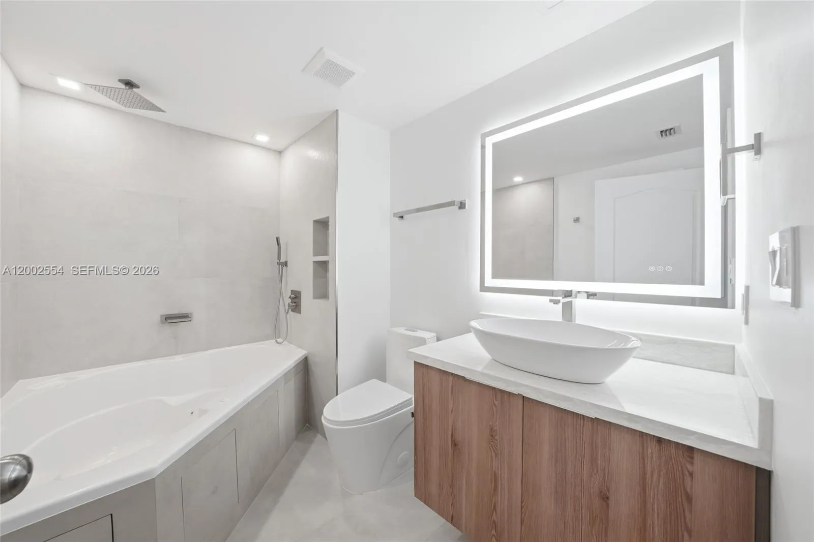 110 N Federal Hwy 1401, Fort Lauderdale, Florida 3, Fort Lauderdale, Florida 33301, 2 Bedrooms Bedrooms, ,2 BathroomsBathrooms,Residential Lease,For Rent,110 N Federal Hwy 1401, Fort Lauderdale, Florida 3,A12002554