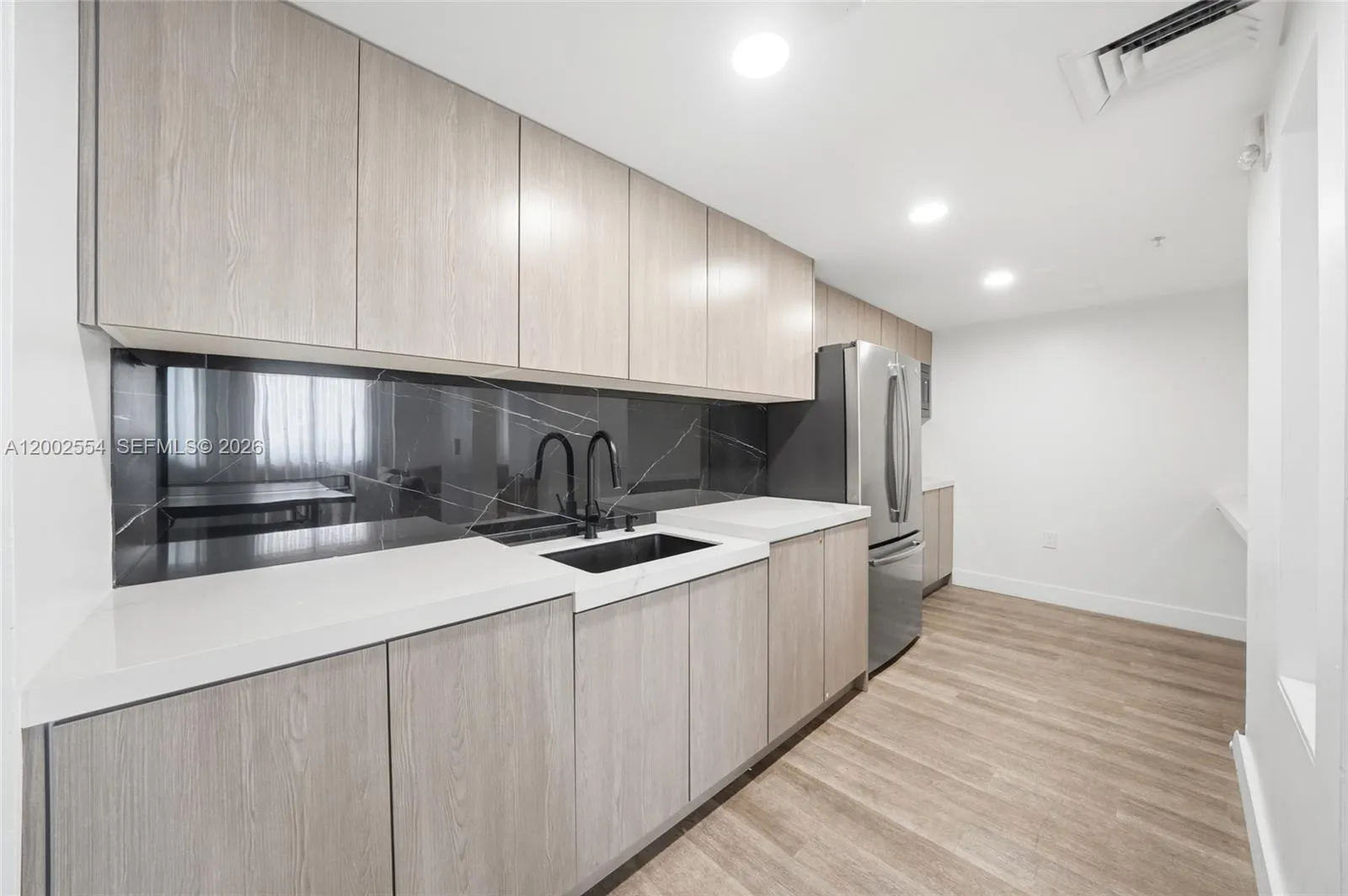 110 N Federal Hwy 1401, Fort Lauderdale, Florida 3, Fort Lauderdale, Florida 33301, 2 Bedrooms Bedrooms, ,2 BathroomsBathrooms,Residential Lease,For Rent,110 N Federal Hwy 1401, Fort Lauderdale, Florida 3,A12002554
