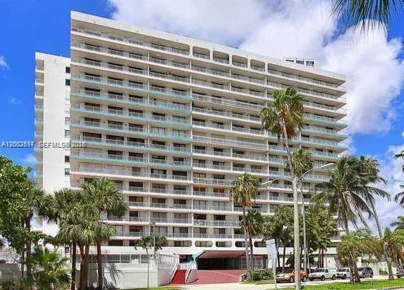 200 Se 15th Rd 3f, Miami, Florida 33129, Miami, Florida 33129, 1 Bedroom Bedrooms, ,1 BathroomBathrooms,Residential Lease,For Rent,200 Se 15th Rd 3f, Miami, Florida 33129,A12002594