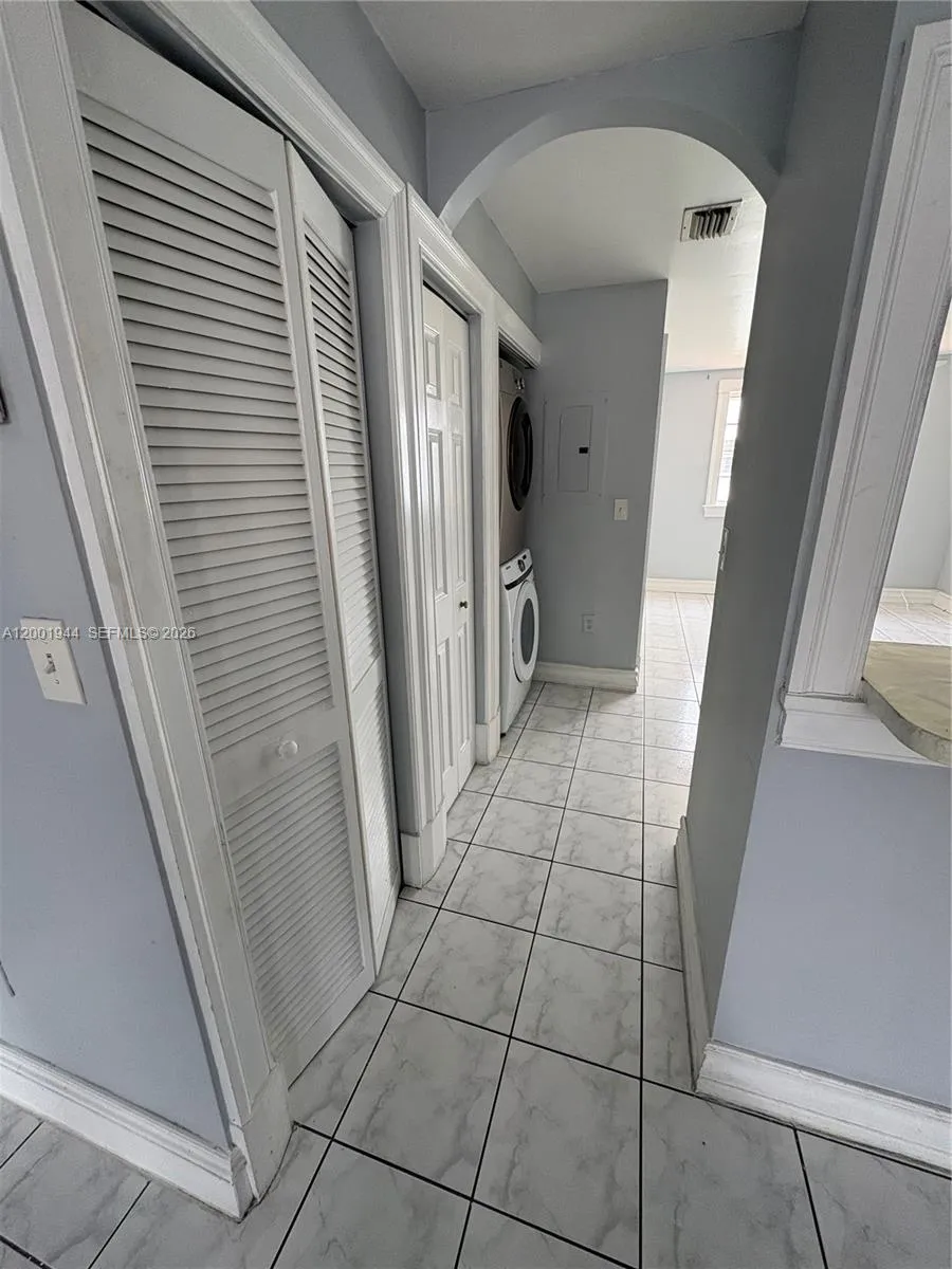 12035 Sw 14th St 105, Miami, Florida 33184, Miami, Florida 33184, 2 Bedrooms Bedrooms, ,2 BathroomsBathrooms,Residential,For Sale,12035 Sw 14th St 105, Miami, Florida 33184,A12001944