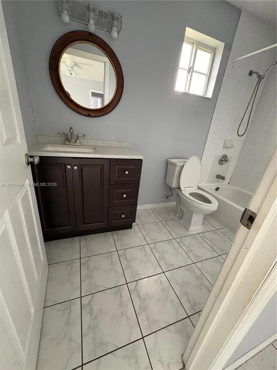 12035 Sw 14th St 105, Miami, Florida 33184, Miami, Florida 33184, 2 Bedrooms Bedrooms, ,2 BathroomsBathrooms,Residential,For Sale,12035 Sw 14th St 105, Miami, Florida 33184,A12001944