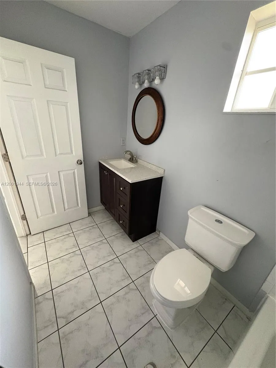 12035 Sw 14th St 105, Miami, Florida 33184, Miami, Florida 33184, 2 Bedrooms Bedrooms, ,2 BathroomsBathrooms,Residential,For Sale,12035 Sw 14th St 105, Miami, Florida 33184,A12001944