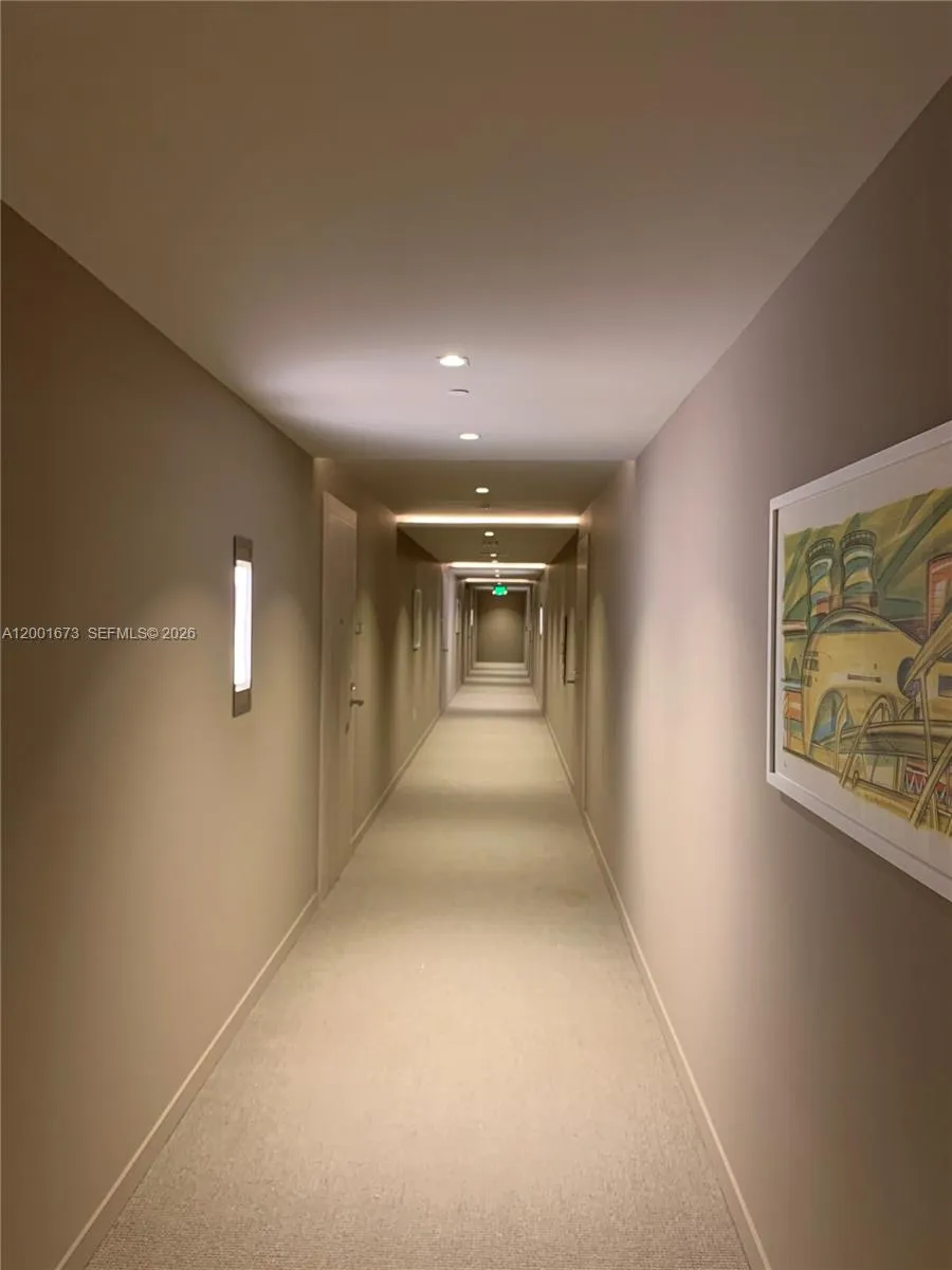 1000 Brickell Plz 3904, Miami, Florida 33131, Miami, Florida 33131, 1 Bedroom Bedrooms, ,1 BathroomBathrooms,Residential,For Sale,1000 Brickell Plz 3904, Miami, Florida 33131,A12001673