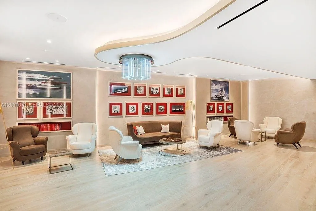 1000 Brickell Plz 3904, Miami, Florida 33131, Miami, Florida 33131, 1 Bedroom Bedrooms, ,1 BathroomBathrooms,Residential,For Sale,1000 Brickell Plz 3904, Miami, Florida 33131,A12001673