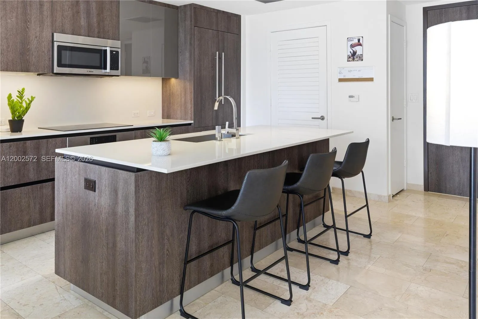 68 Se 6th St 1106, Miami, Florida 33131, Miami, Florida 33131, 1 Bedroom Bedrooms, ,1 BathroomBathrooms,Residential,For Sale,68 Se 6th St 1106, Miami, Florida 33131,A12002572