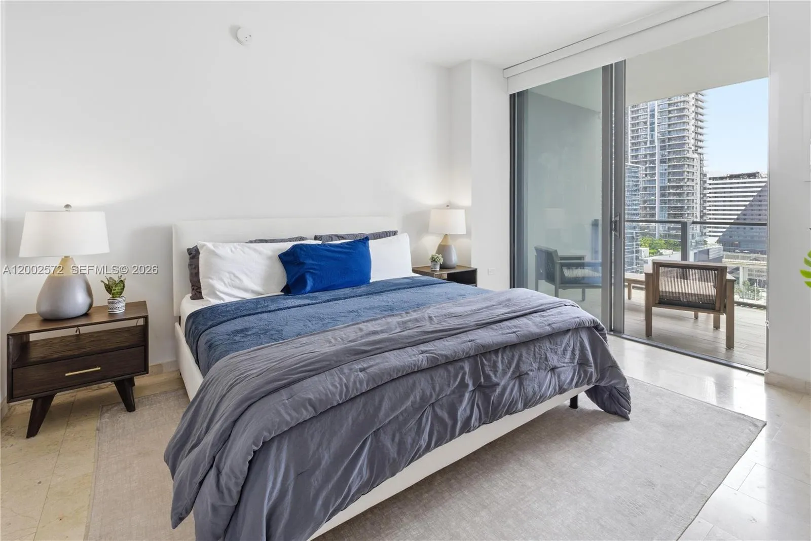 68 Se 6th St 1106, Miami, Florida 33131, Miami, Florida 33131, 1 Bedroom Bedrooms, ,1 BathroomBathrooms,Residential,For Sale,68 Se 6th St 1106, Miami, Florida 33131,A12002572