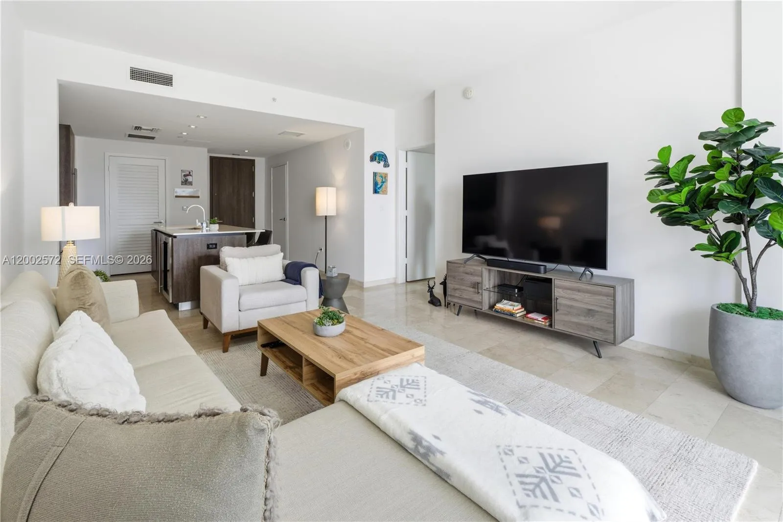 68 Se 6th St 1106, Miami, Florida 33131, Miami, Florida 33131, 1 Bedroom Bedrooms, ,1 BathroomBathrooms,Residential,For Sale,68 Se 6th St 1106, Miami, Florida 33131,A12002572