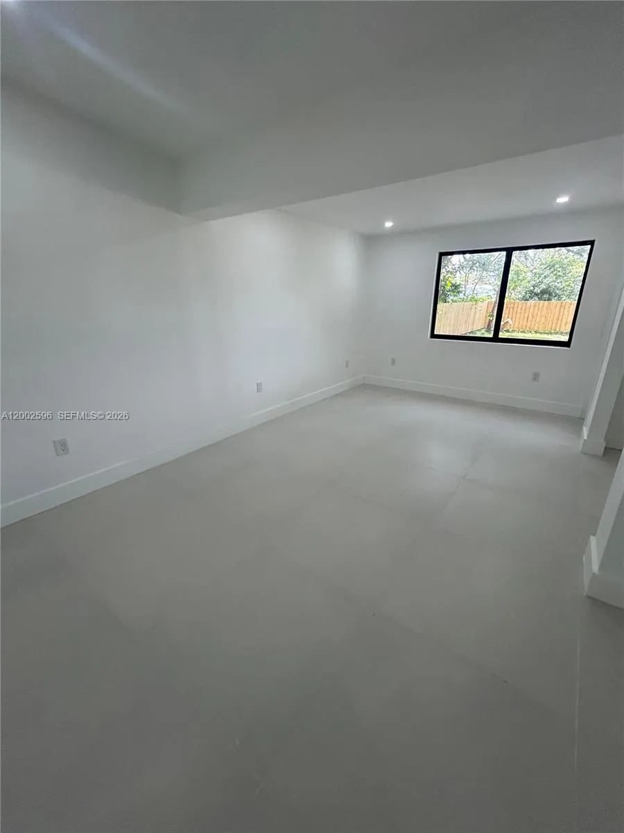 1242 Ne 145th St, Miami, Florida 33161, Miami, Florida 33161, 3 Bedrooms Bedrooms, ,2 BathroomsBathrooms,Residential,For Sale,1242 Ne 145th St, Miami, Florida 33161,A12002596