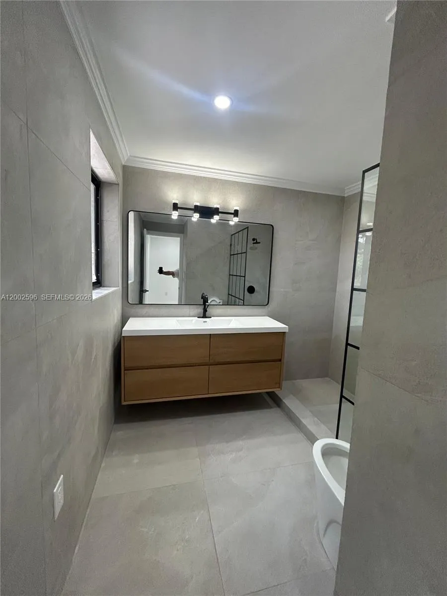 1242 Ne 145th St, Miami, Florida 33161, Miami, Florida 33161, 3 Bedrooms Bedrooms, ,2 BathroomsBathrooms,Residential,For Sale,1242 Ne 145th St, Miami, Florida 33161,A12002596