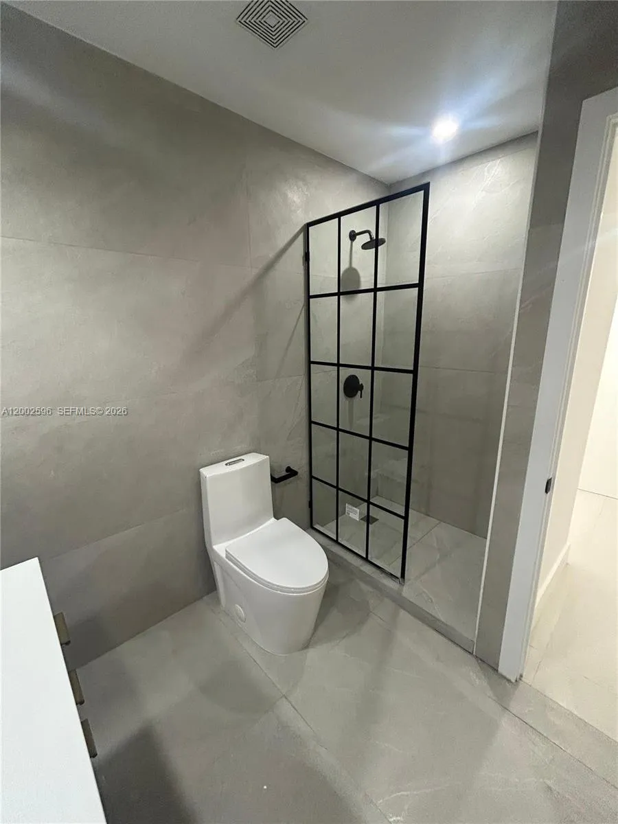 1242 Ne 145th St, Miami, Florida 33161, Miami, Florida 33161, 3 Bedrooms Bedrooms, ,2 BathroomsBathrooms,Residential,For Sale,1242 Ne 145th St, Miami, Florida 33161,A12002596