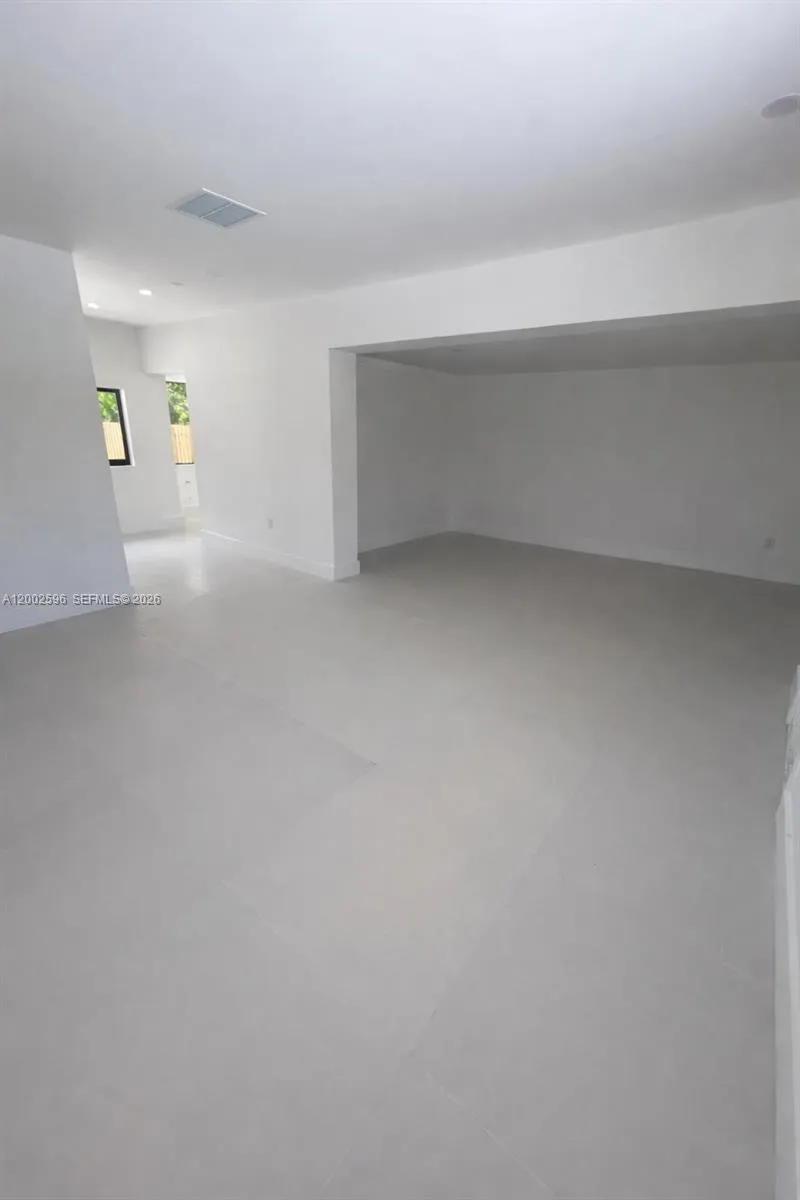 1242 Ne 145th St, Miami, Florida 33161, Miami, Florida 33161, 3 Bedrooms Bedrooms, ,2 BathroomsBathrooms,Residential,For Sale,1242 Ne 145th St, Miami, Florida 33161,A12002596