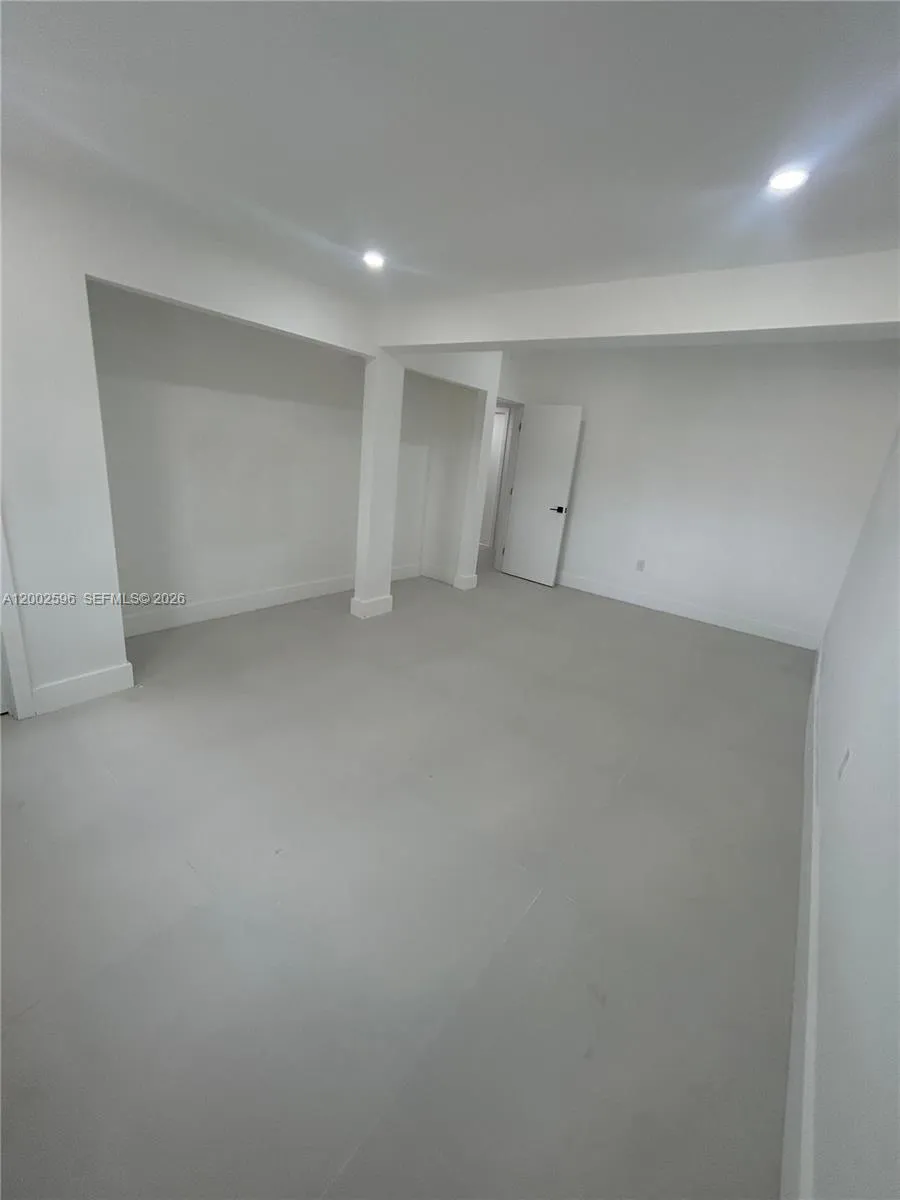 1242 Ne 145th St, Miami, Florida 33161, Miami, Florida 33161, 3 Bedrooms Bedrooms, ,2 BathroomsBathrooms,Residential,For Sale,1242 Ne 145th St, Miami, Florida 33161,A12002596