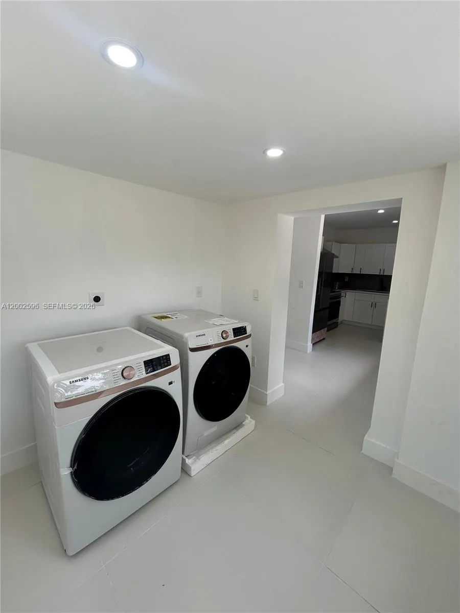 1242 Ne 145th St, Miami, Florida 33161, Miami, Florida 33161, 3 Bedrooms Bedrooms, ,2 BathroomsBathrooms,Residential,For Sale,1242 Ne 145th St, Miami, Florida 33161,A12002596