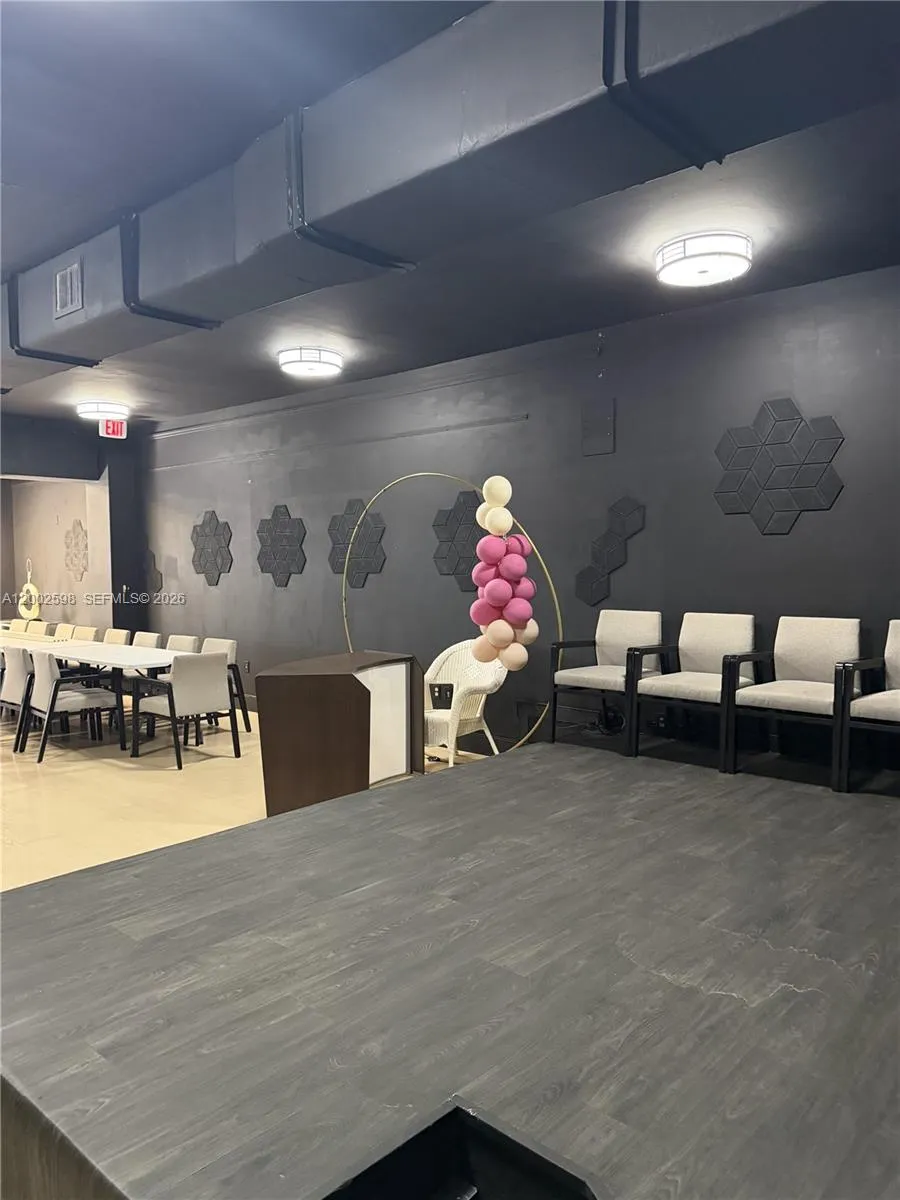 519 S 21st Ave, Hollywood, Florida 33020, Hollywood, Florida 33020, ,Commercial Lease,For Rent,519 S 21st Ave, Hollywood, Florida 33020,A12002598