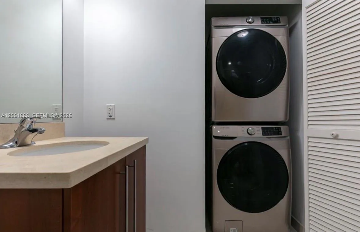 1111 Sw 1st Ave 3222-n, Miami, Florida 33130, Miami, Florida 33130, 2 Bedrooms Bedrooms, ,2 BathroomsBathrooms,Residential Lease,For Rent,1111 Sw 1st Ave 3222-n, Miami, Florida 33130,A12001883