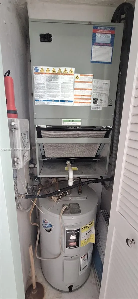 700 Ne 14th Ave 407, Hallandale Beach, Florida 330, Hallandale Beach, Florida 33009, 1 Bedroom Bedrooms, ,1 BathroomBathrooms,Residential,For Sale,700 Ne 14th Ave 407, Hallandale Beach, Florida 330,A12002607