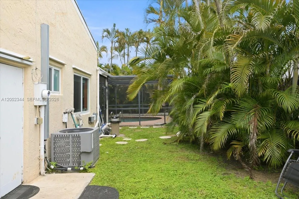 500 Sw 167th Ter, Weston, Florida 33326, Weston, Florida 33326, 3 Bedrooms Bedrooms, ,2 BathroomsBathrooms,Residential,For Sale,500 Sw 167th Ter, Weston, Florida 33326,A12002344