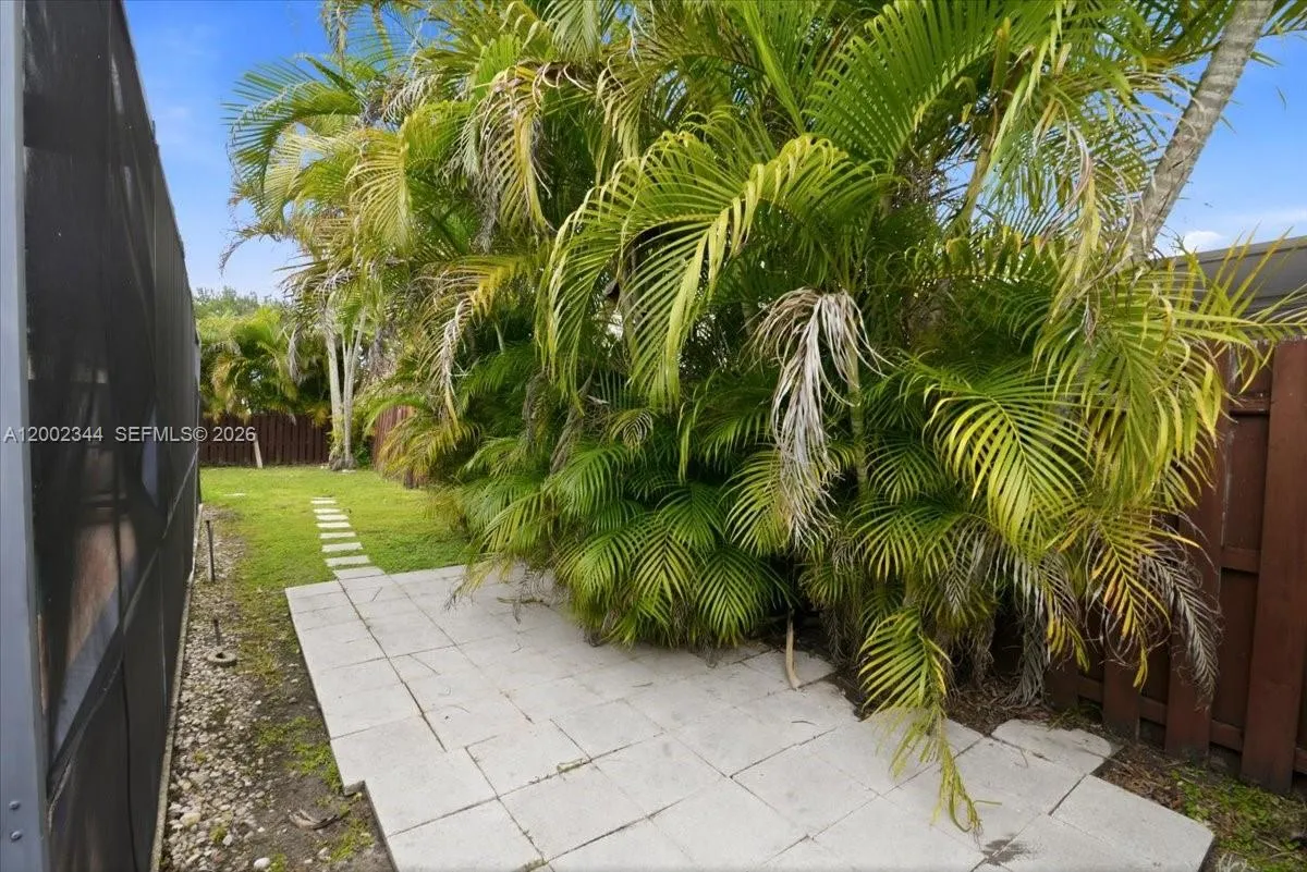 500 Sw 167th Ter, Weston, Florida 33326, Weston, Florida 33326, 3 Bedrooms Bedrooms, ,2 BathroomsBathrooms,Residential,For Sale,500 Sw 167th Ter, Weston, Florida 33326,A12002344