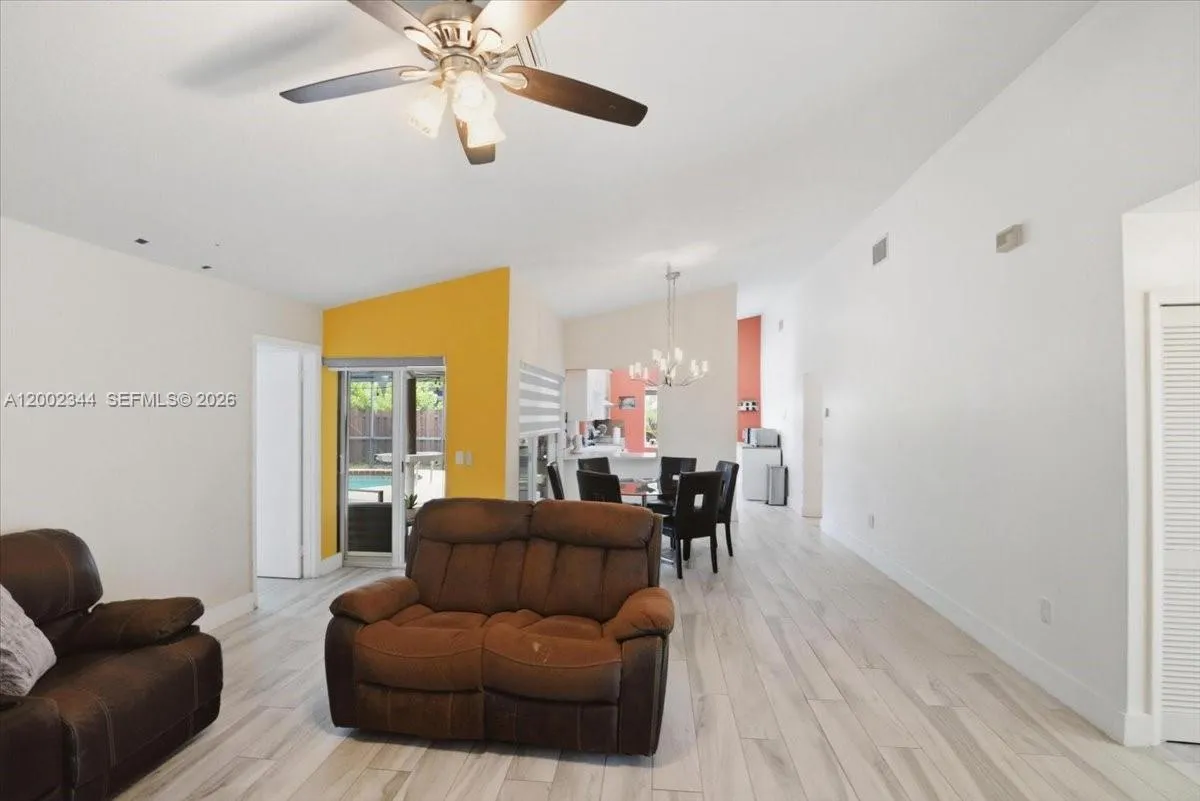 500 Sw 167th Ter, Weston, Florida 33326, Weston, Florida 33326, 3 Bedrooms Bedrooms, ,2 BathroomsBathrooms,Residential,For Sale,500 Sw 167th Ter, Weston, Florida 33326,A12002344