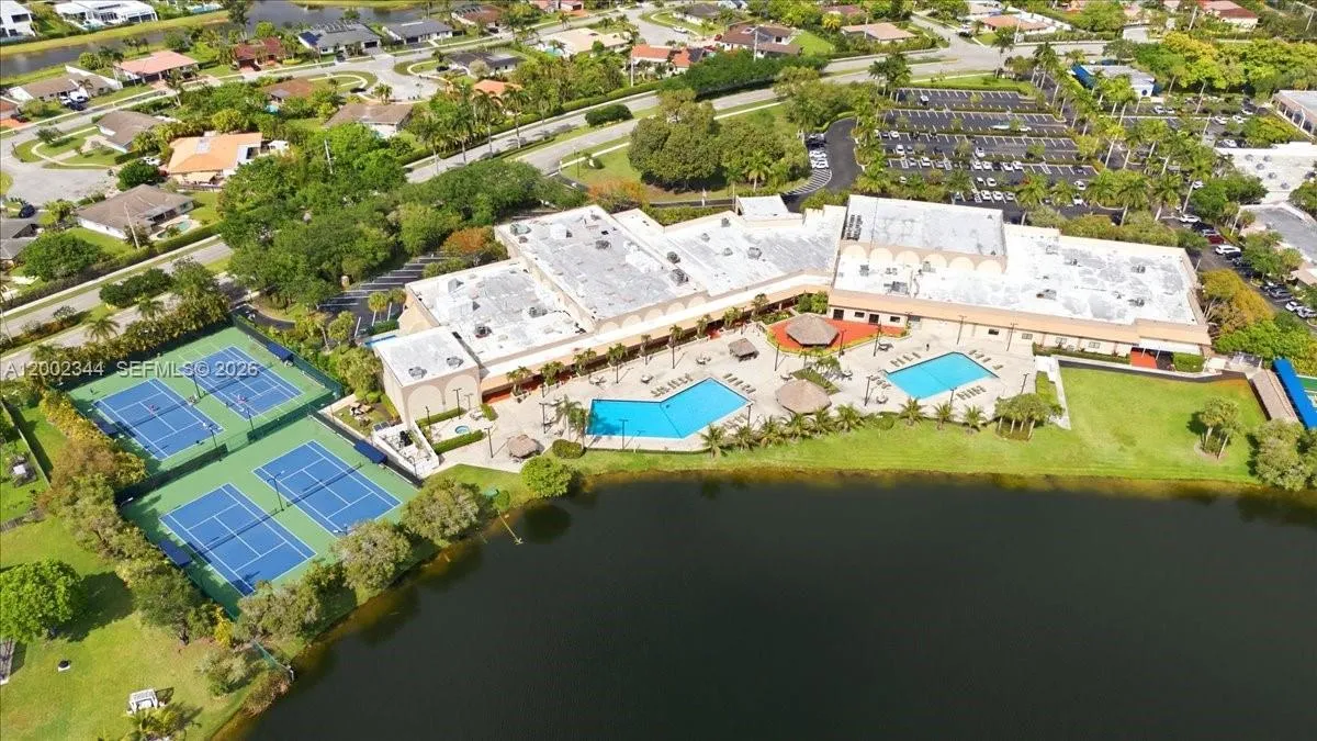 500 Sw 167th Ter, Weston, Florida 33326, Weston, Florida 33326, 3 Bedrooms Bedrooms, ,2 BathroomsBathrooms,Residential,For Sale,500 Sw 167th Ter, Weston, Florida 33326,A12002344