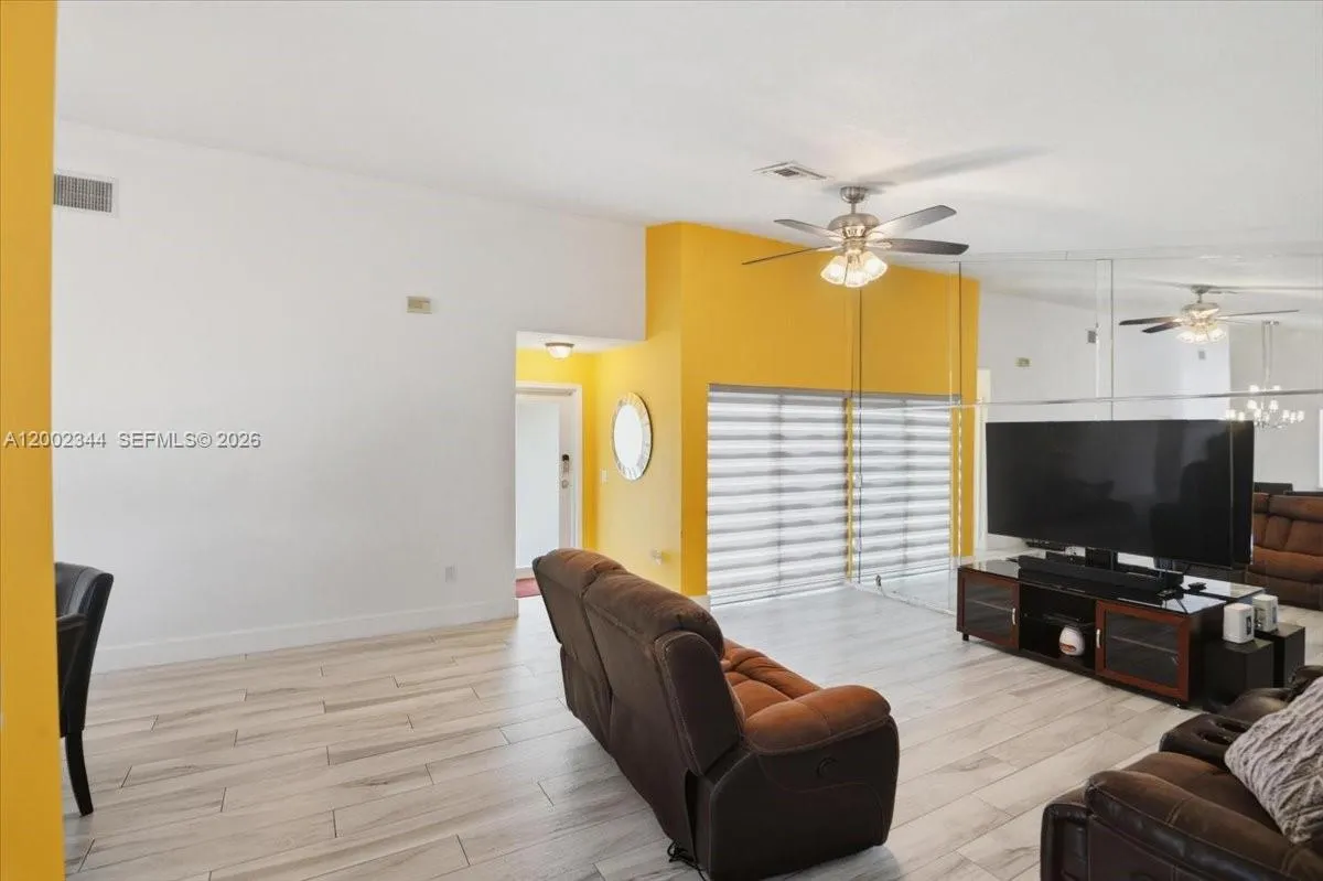 500 Sw 167th Ter, Weston, Florida 33326, Weston, Florida 33326, 3 Bedrooms Bedrooms, ,2 BathroomsBathrooms,Residential,For Sale,500 Sw 167th Ter, Weston, Florida 33326,A12002344