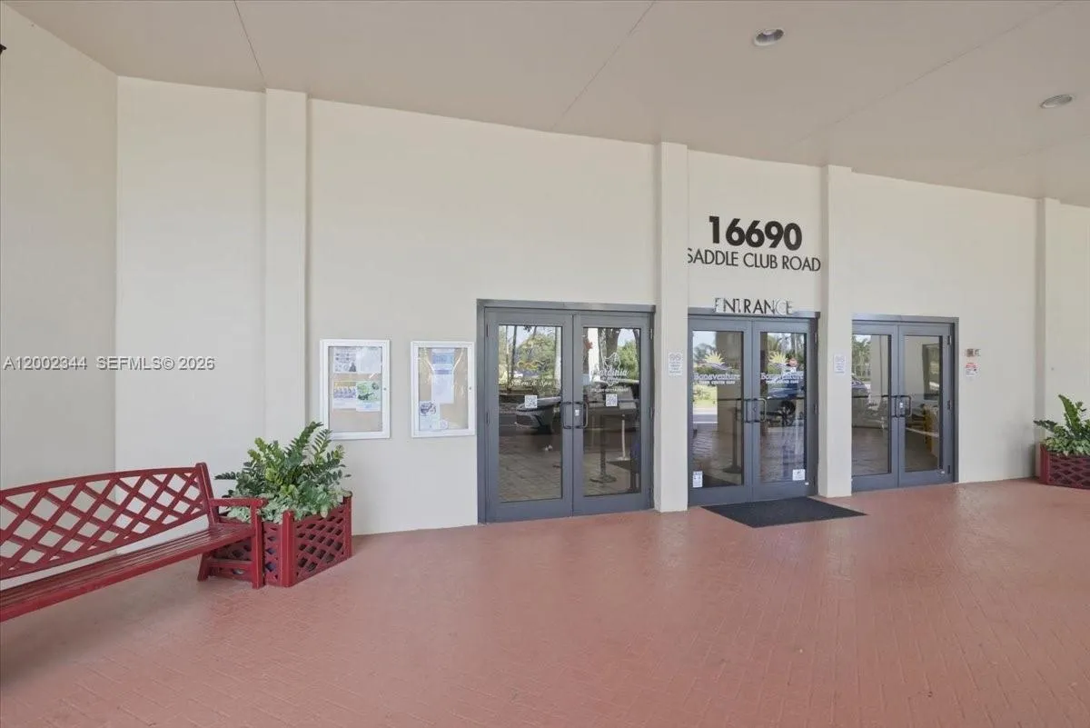 500 Sw 167th Ter, Weston, Florida 33326, Weston, Florida 33326, 3 Bedrooms Bedrooms, ,2 BathroomsBathrooms,Residential,For Sale,500 Sw 167th Ter, Weston, Florida 33326,A12002344