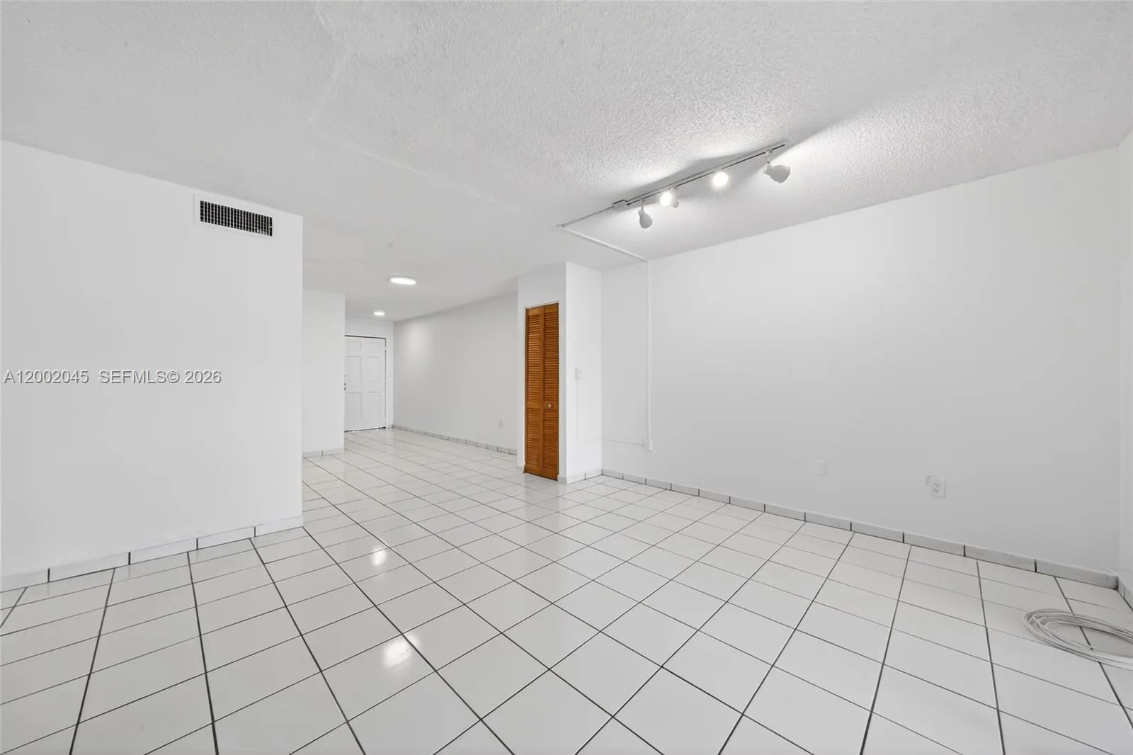 130 Nw 87th Ave H107, Miami, Florida 33172, Miami, Florida 33172, 1 Bedroom Bedrooms, ,1 BathroomBathrooms,Residential,For Sale,130 Nw 87th Ave H107, Miami, Florida 33172,A12002045