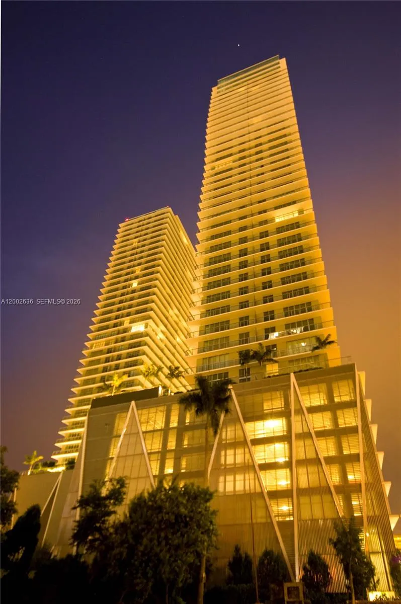 79 Sw 12th St 1605, Miami, Florida 33130, Miami, Florida 33130, 1 Bedroom Bedrooms, ,1 BathroomBathrooms,Residential,For Sale,79 Sw 12th St 1605, Miami, Florida 33130,A12002636