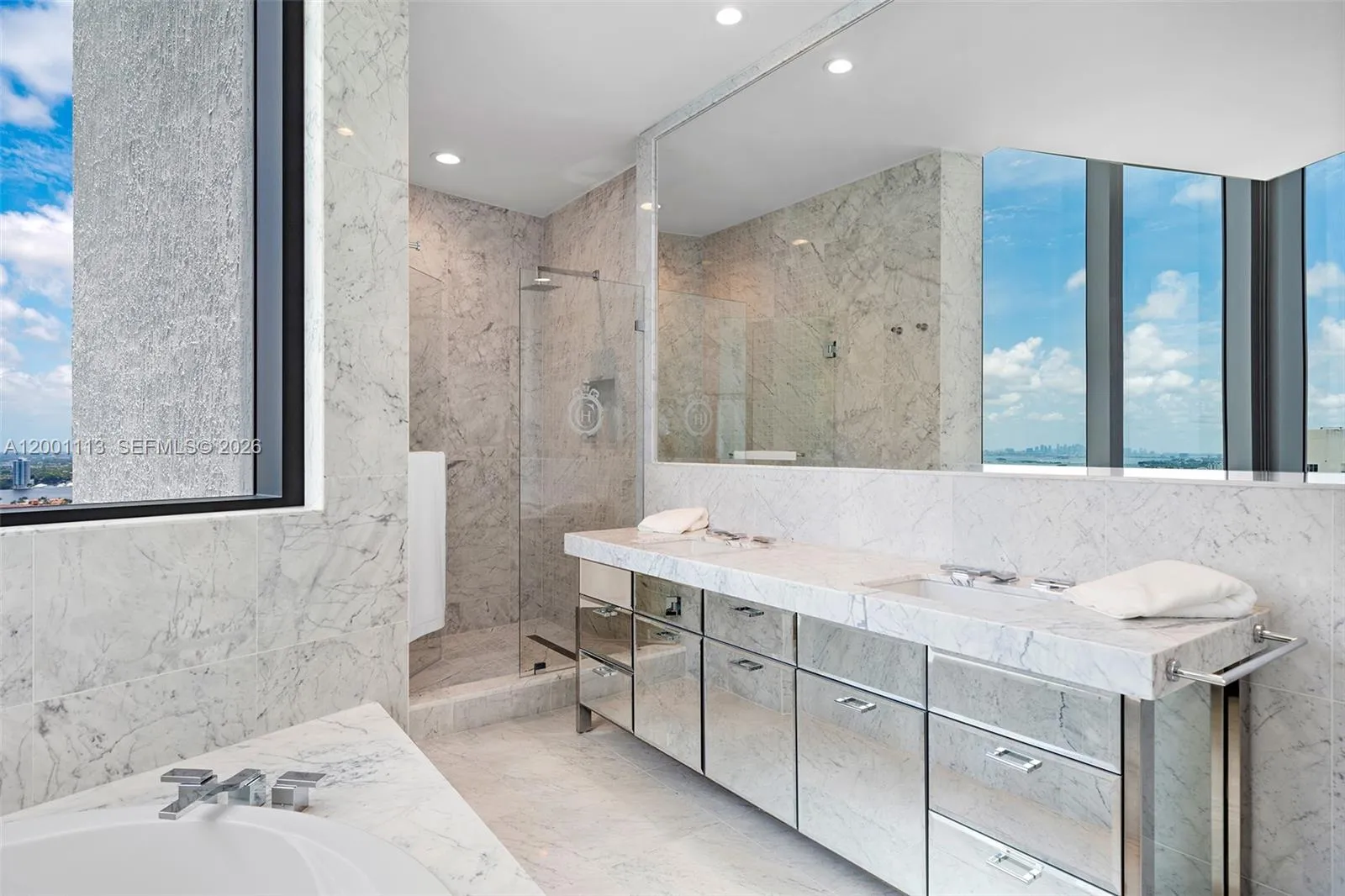 17475 Collins Ave 3201, Sunny Isles Beach, Florida, Sunny Isles Beach, Florida 33160, 4 Bedrooms Bedrooms, ,5 BathroomsBathrooms,Residential,For Sale,17475 Collins Ave 3201, Sunny Isles Beach, Florida,A12001113