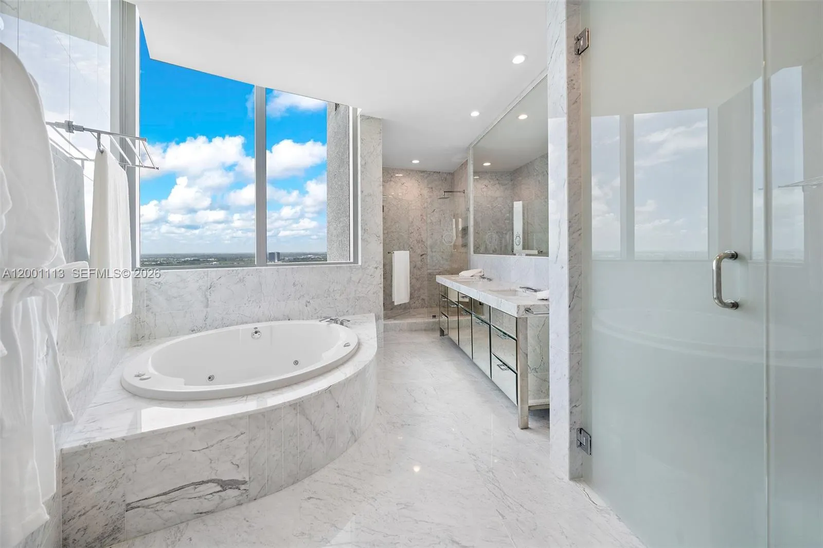 17475 Collins Ave 3201, Sunny Isles Beach, Florida, Sunny Isles Beach, Florida 33160, 4 Bedrooms Bedrooms, ,5 BathroomsBathrooms,Residential,For Sale,17475 Collins Ave 3201, Sunny Isles Beach, Florida,A12001113