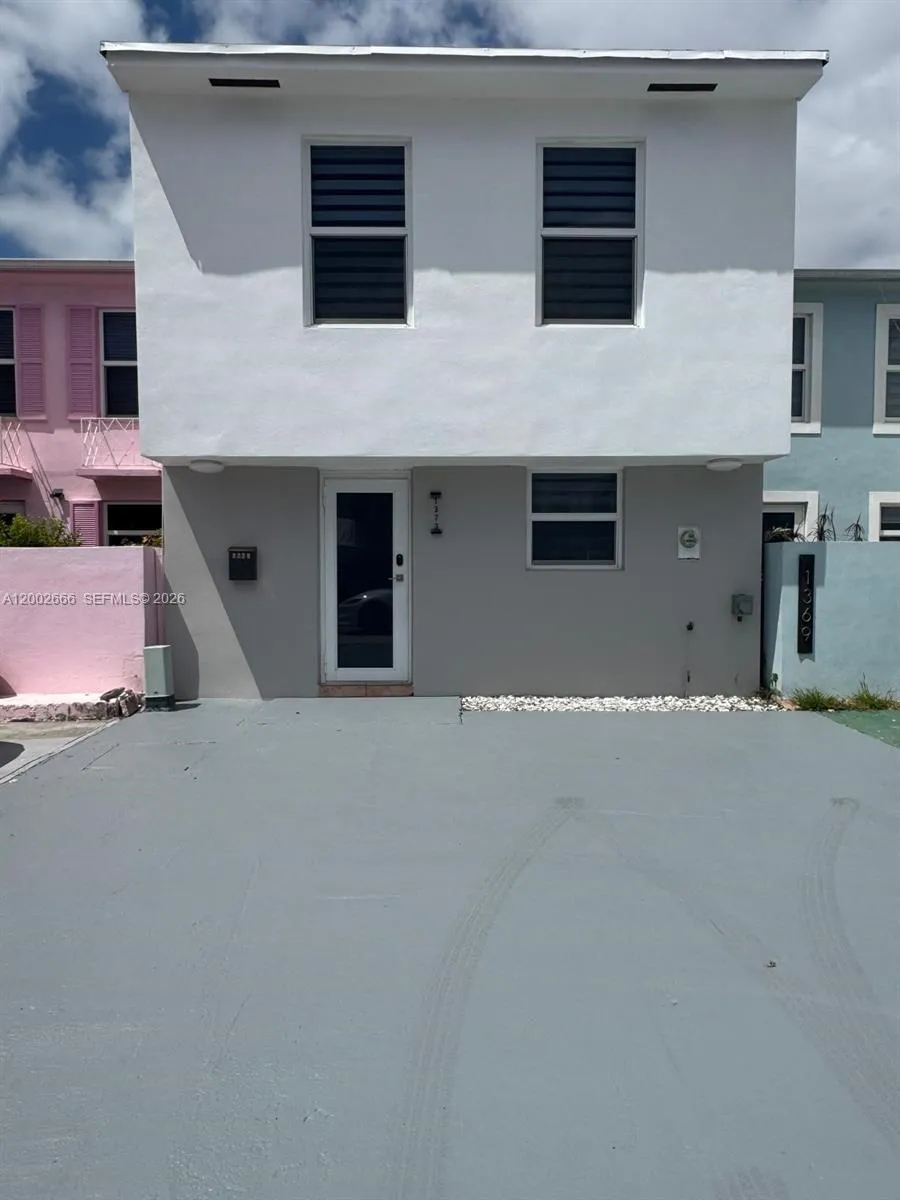 1373 W 69th St 0, Hialeah, Florida 33014, Hialeah, Florida 33014, 2 Bedrooms Bedrooms, ,1 BathroomBathrooms,Residential Lease,For Rent,1373 W 69th St 0, Hialeah, Florida 33014,A12002666