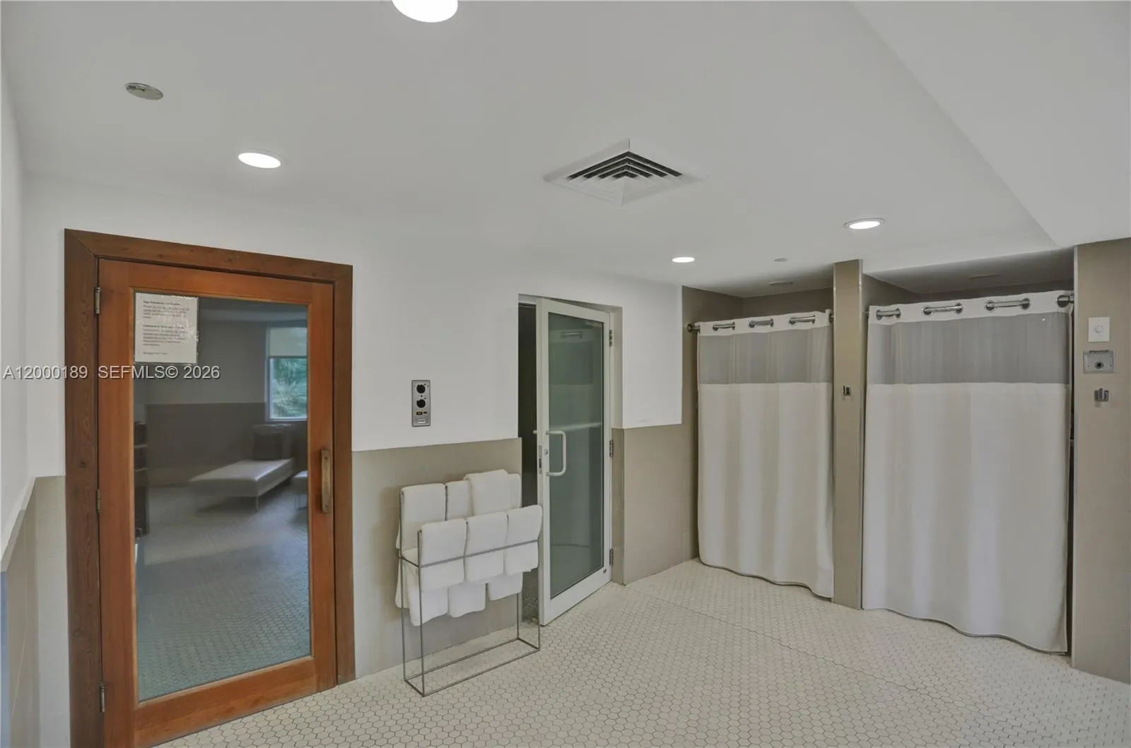 19111 Collins Ave 2703, Sunny Isles Beach, Florida, Sunny Isles Beach, Florida 33160, 3 Bedrooms Bedrooms, ,3 BathroomsBathrooms,Residential,For Sale,19111 Collins Ave 2703, Sunny Isles Beach, Florida,A12000189