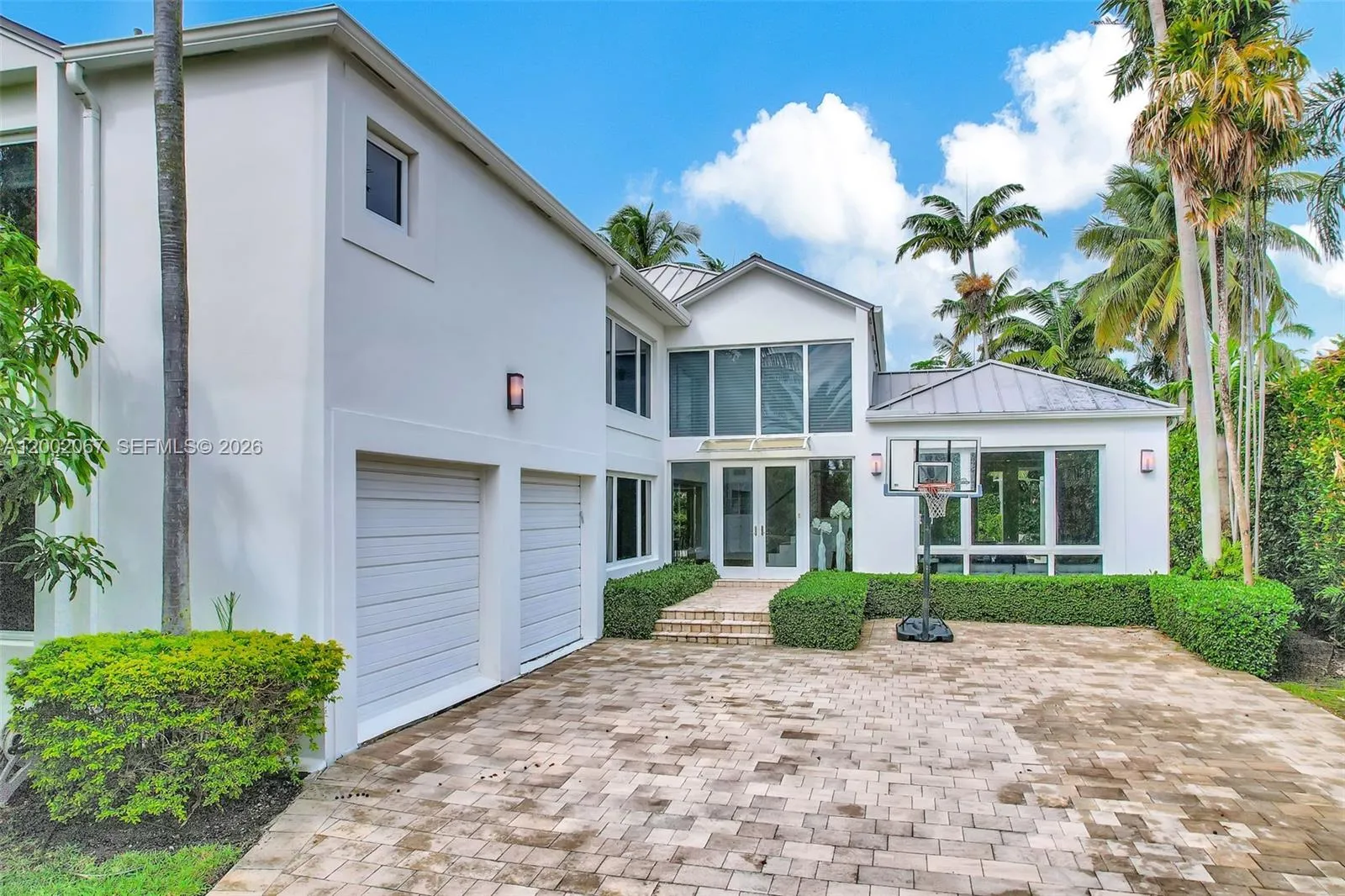 145 Biscay Dr, Bal Harbour, Florida 33154, Bal Harbour, Florida 33154, 5 Bedrooms Bedrooms, ,5 BathroomsBathrooms,Residential Lease,For Rent,145 Biscay Dr, Bal Harbour, Florida 33154,A12002067