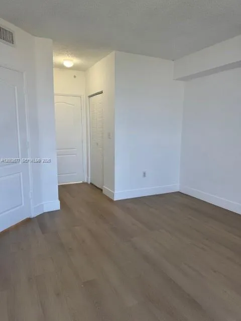 Miami, Florida 33126, 1 Bedroom Bedrooms, ,1 BathroomBathrooms,Residential Lease,For Rent,A12002677