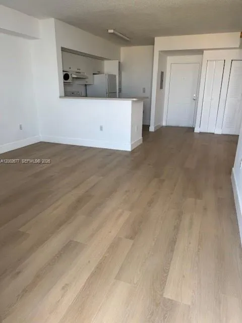 Miami, Florida 33126, 1 Bedroom Bedrooms, ,1 BathroomBathrooms,Residential Lease,For Rent,A12002677