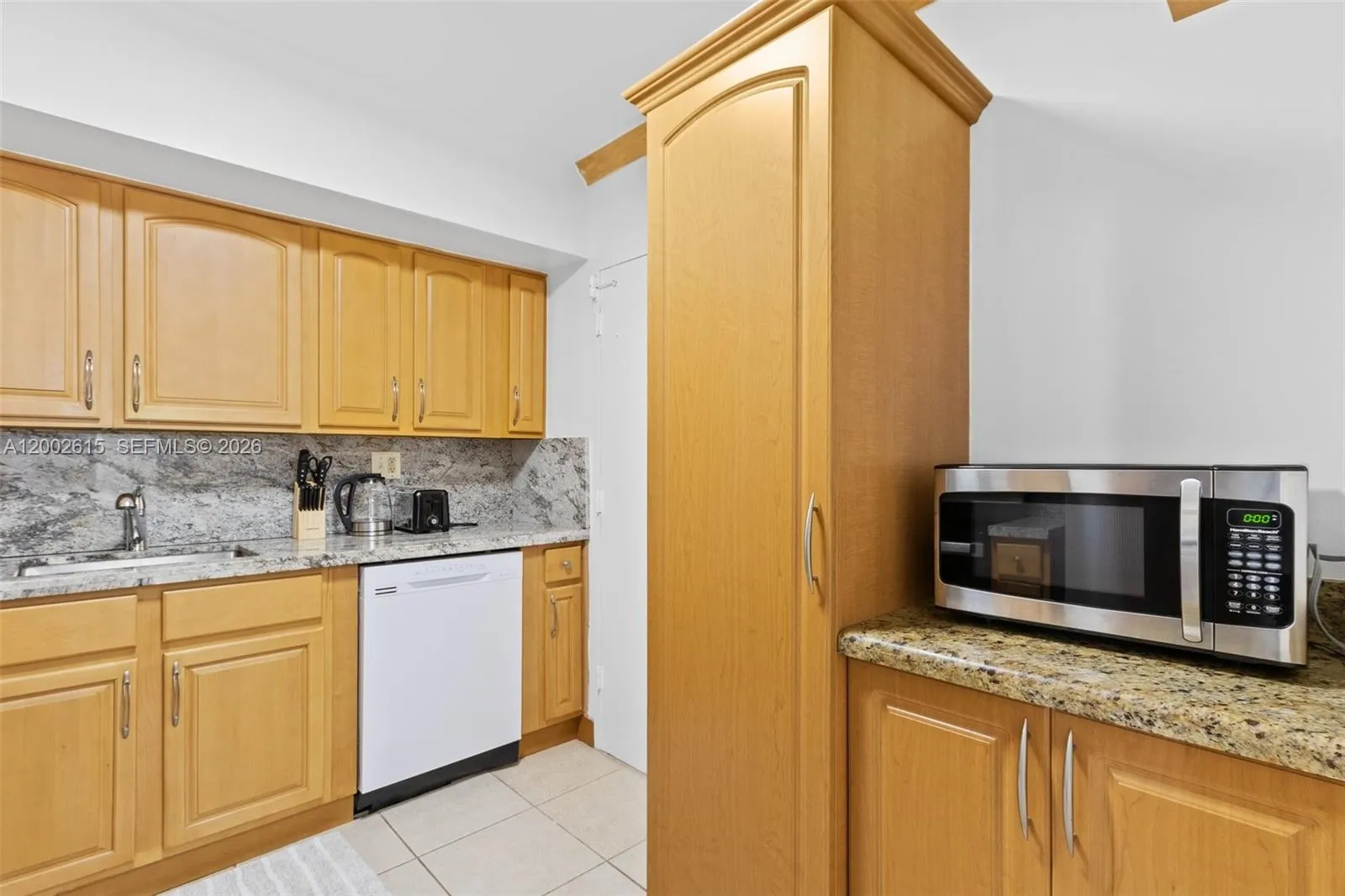 3725 S Ocean Dr 921, Hollywood, Florida 33019, Hollywood, Florida 33019, 1 Bedroom Bedrooms, ,1 BathroomBathrooms,Residential Lease,For Rent,3725 S Ocean Dr 921, Hollywood, Florida 33019,A12002615