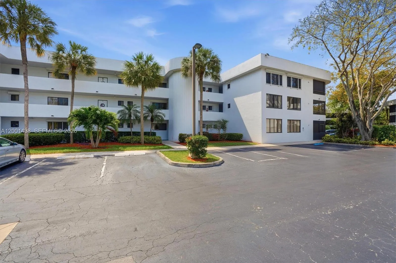 1410 Sheridan St 8i, Hollywood, Florida 33020, Hollywood, Florida 33020, 2 Bedrooms Bedrooms, ,2 BathroomsBathrooms,Residential,For Sale,1410 Sheridan St 8i, Hollywood, Florida 33020,A12001438