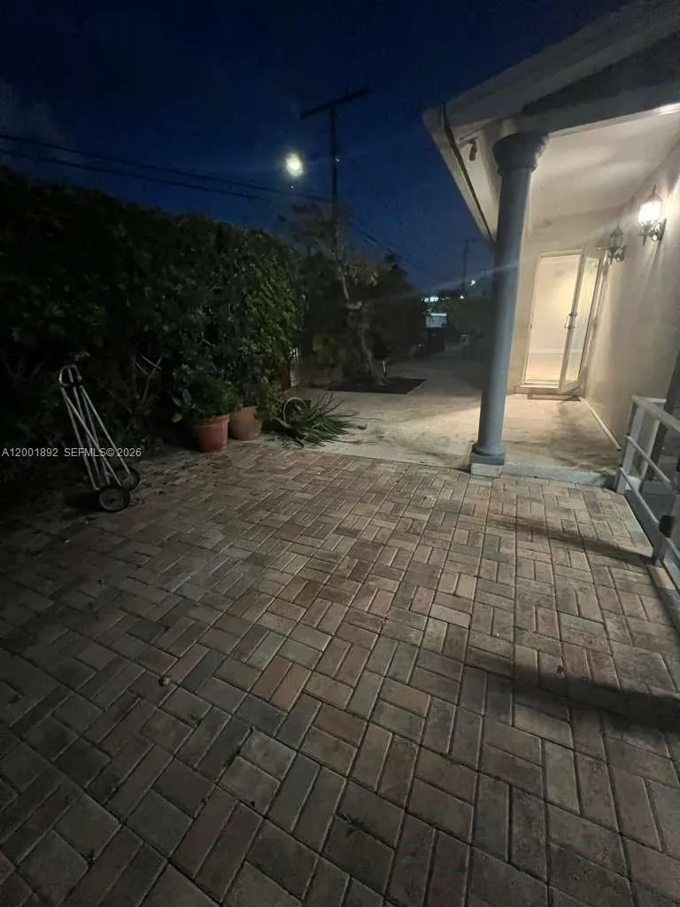 6900 Sw 22nd St, Miami, Florida 33155, Miami, Florida 33155, 3 Bedrooms Bedrooms, ,2 BathroomsBathrooms,Residential,For Sale,6900 Sw 22nd St, Miami, Florida 33155,A12001892