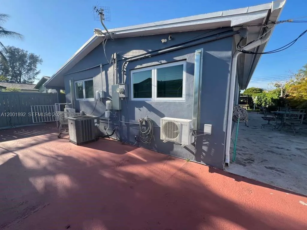 6900 Sw 22nd St, Miami, Florida 33155, Miami, Florida 33155, 3 Bedrooms Bedrooms, ,2 BathroomsBathrooms,Residential,For Sale,6900 Sw 22nd St, Miami, Florida 33155,A12001892