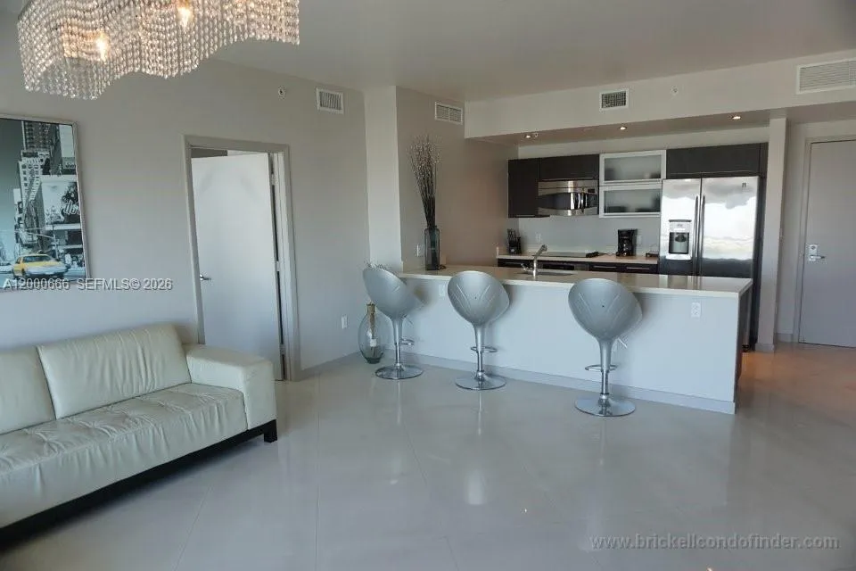 90 Sw 3rd St 3505, Miami, Florida 33130, Miami, Florida 33130, 2 Bedrooms Bedrooms, ,2 BathroomsBathrooms,Residential Lease,For Rent,90 Sw 3rd St 3505, Miami, Florida 33130,A12000666