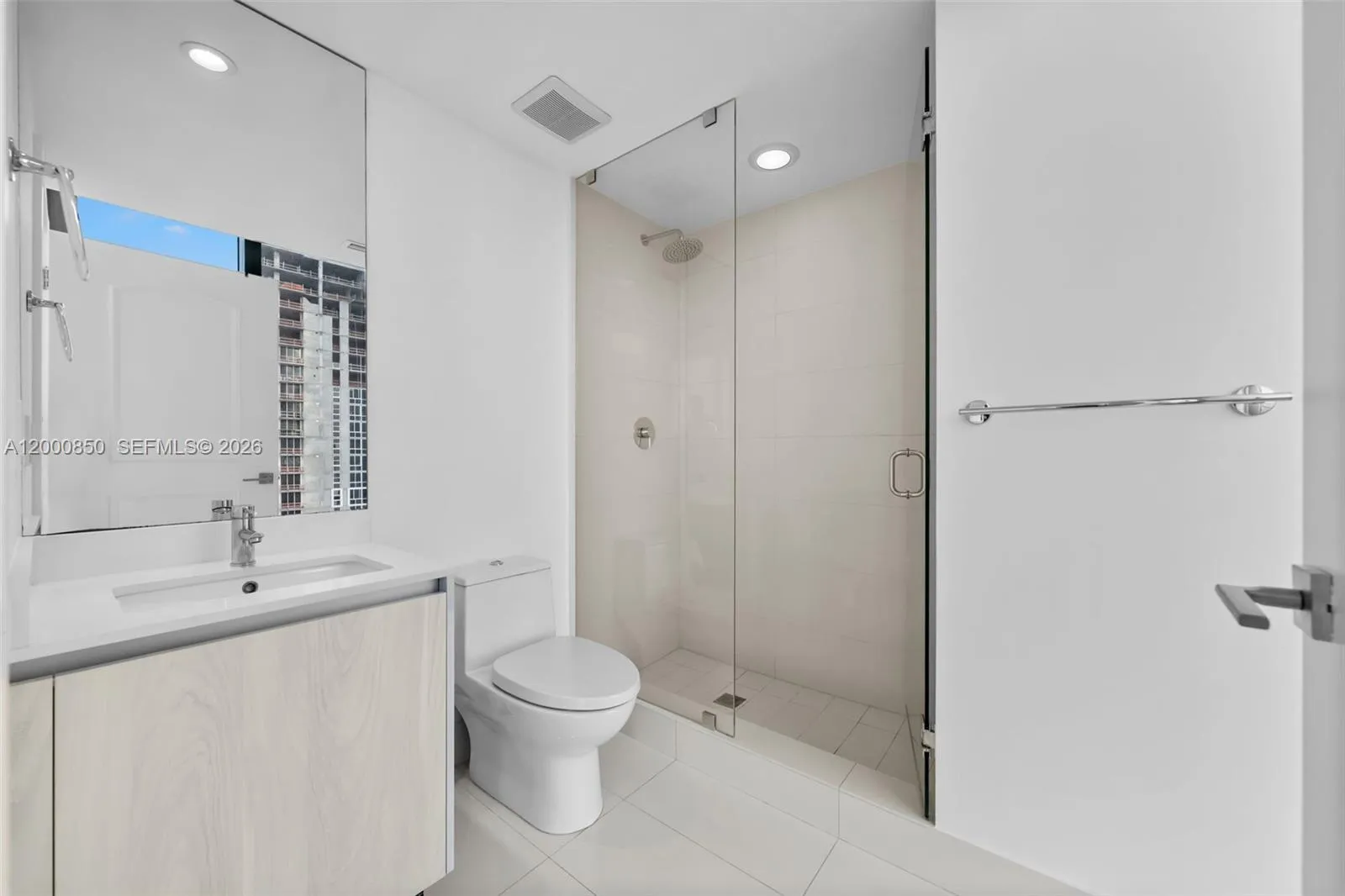 3131 Ne 7th Ave 3306, Miami, Florida 33137, Miami, Florida 33137, 3 Bedrooms Bedrooms, ,3 BathroomsBathrooms,Residential,For Sale,3131 Ne 7th Ave 3306, Miami, Florida 33137,A12000850