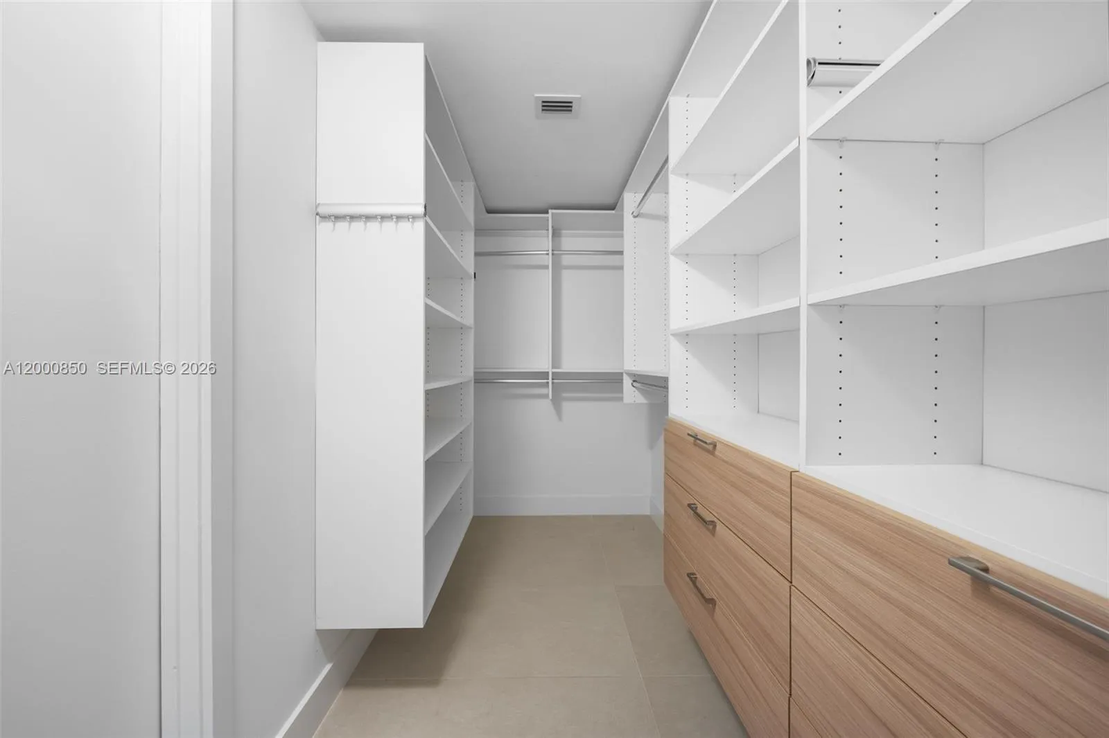 3131 Ne 7th Ave 3306, Miami, Florida 33137, Miami, Florida 33137, 3 Bedrooms Bedrooms, ,3 BathroomsBathrooms,Residential,For Sale,3131 Ne 7th Ave 3306, Miami, Florida 33137,A12000850