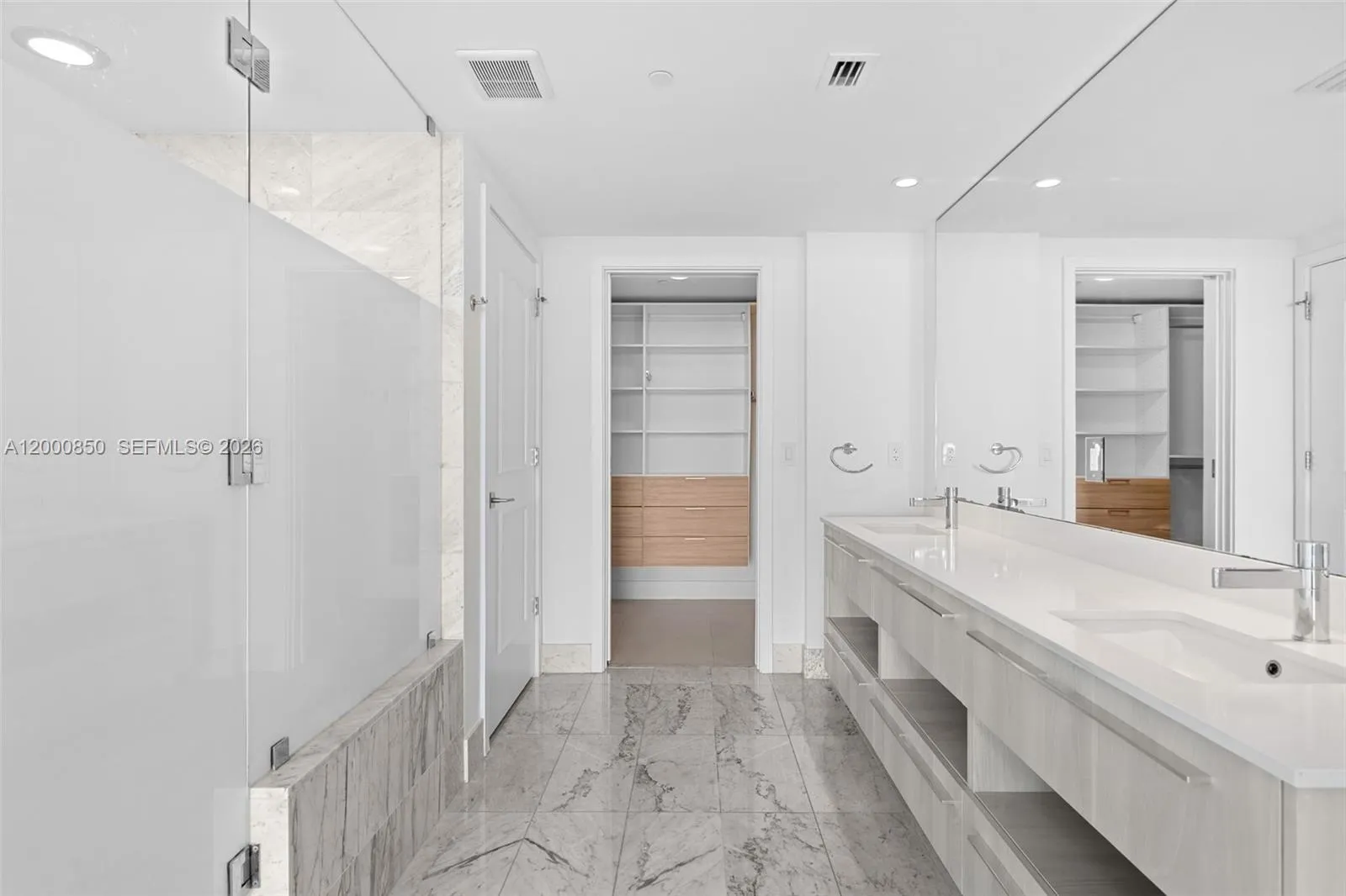 3131 Ne 7th Ave 3306, Miami, Florida 33137, Miami, Florida 33137, 3 Bedrooms Bedrooms, ,3 BathroomsBathrooms,Residential,For Sale,3131 Ne 7th Ave 3306, Miami, Florida 33137,A12000850